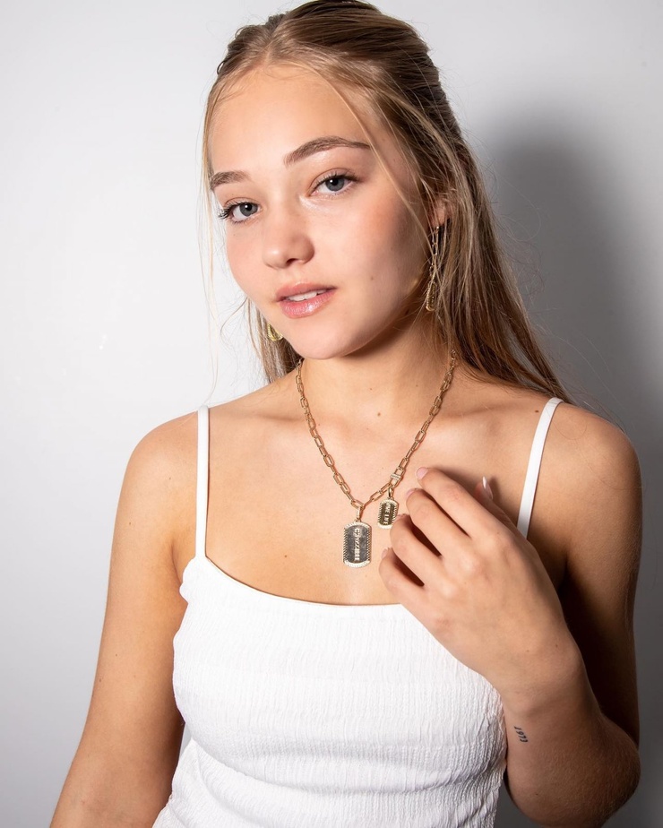 Jasmine Hendriks Jasmine Hendriks
