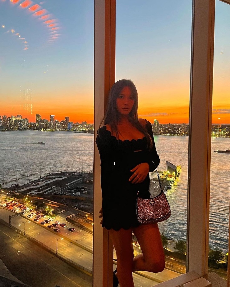 Lily Chee Lily Chee