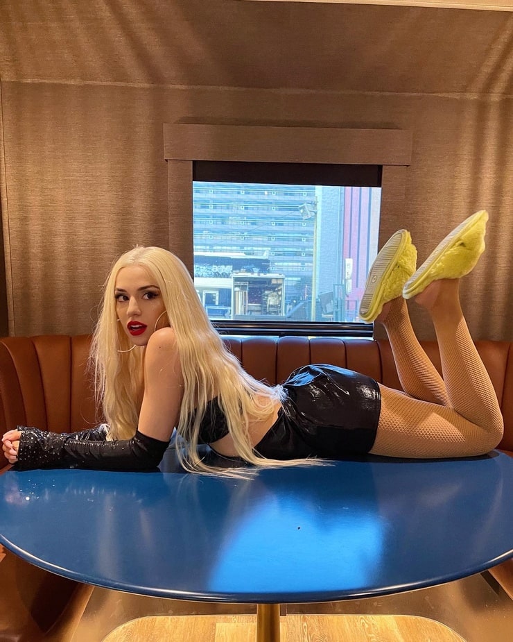 Ava Max