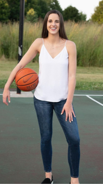 Caitlin Clark (ii)
