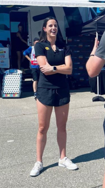 Caitlin Clark (ii)