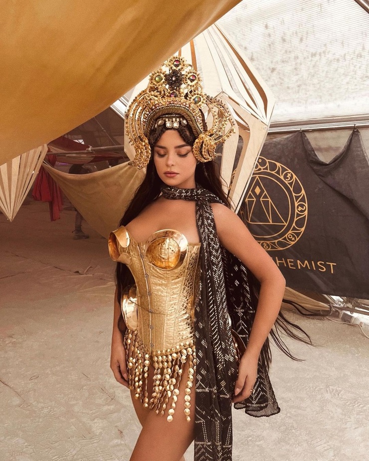 Demi Rose Demi Rose