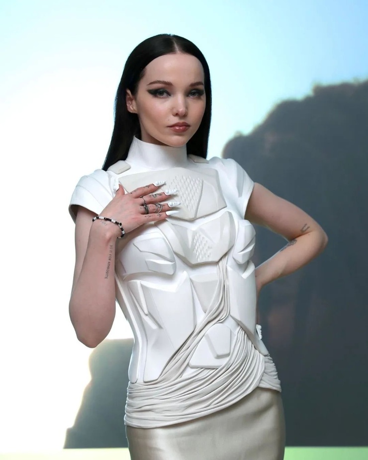 Dove Cameron