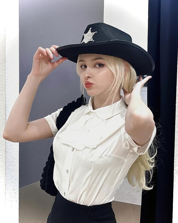 Elina Karimova Elina Karimova