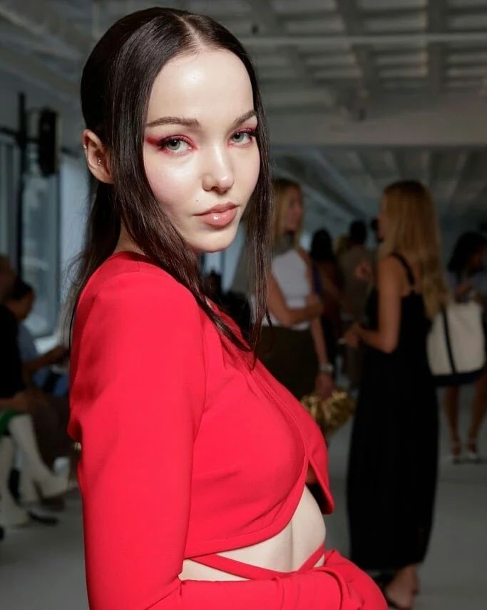 Dove Cameron