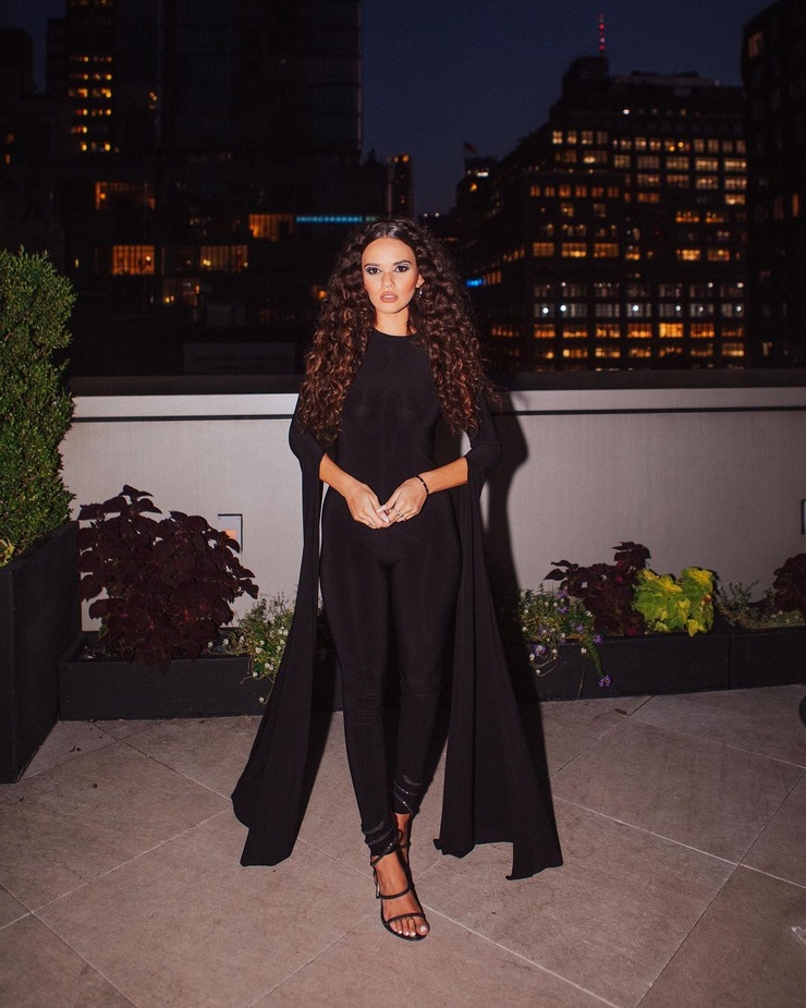 Madison Pettis Madison Pettis