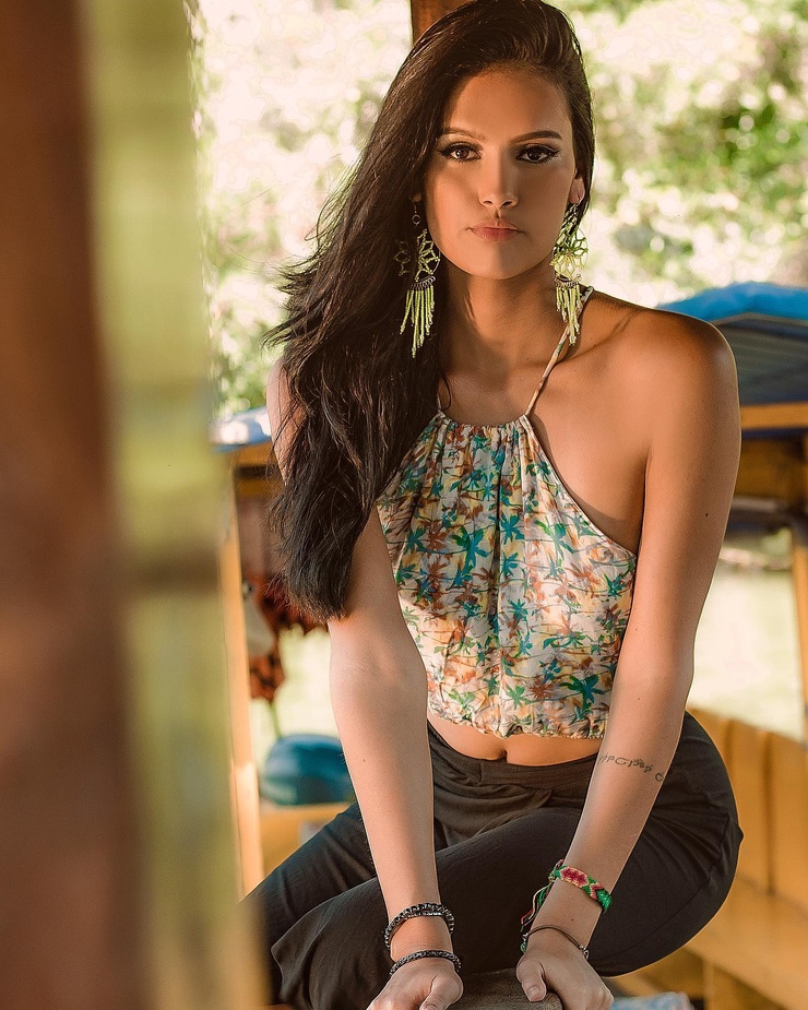 ALINE RESPLANDES