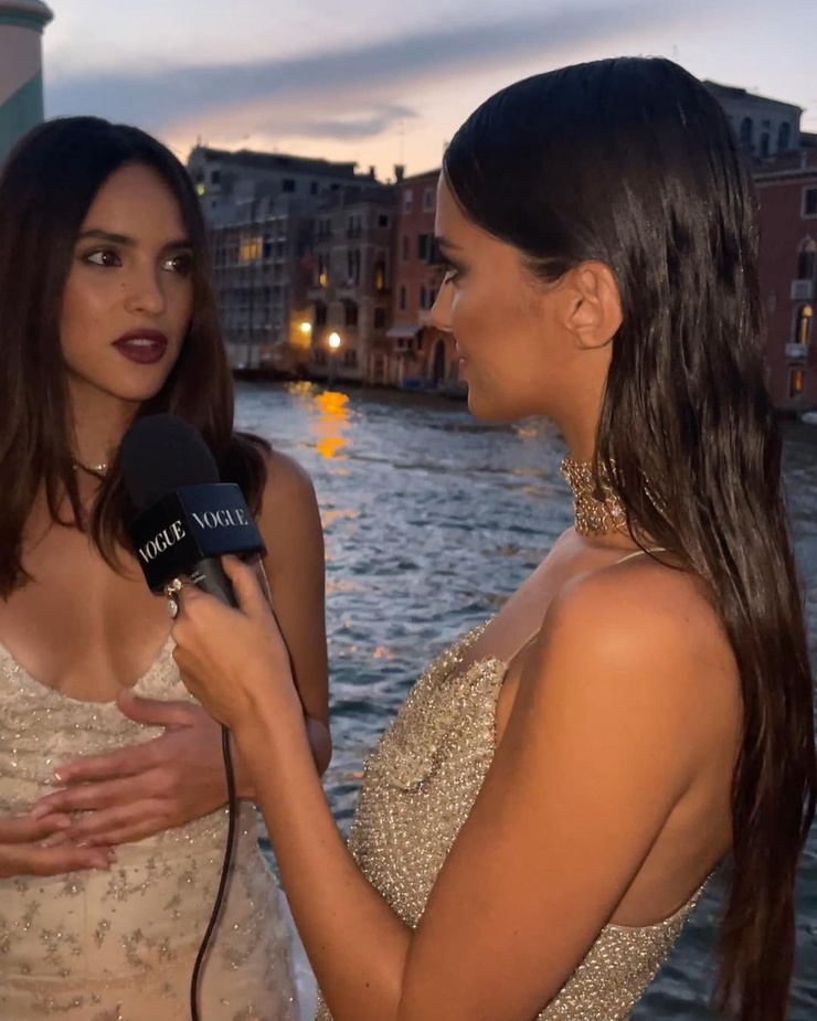Adria Arjona