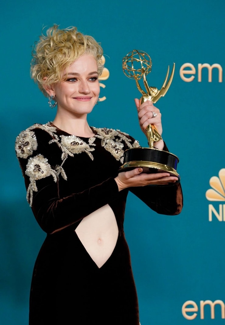 Julia Garner