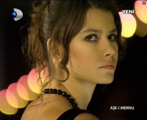 Beren Saat Beren Saat