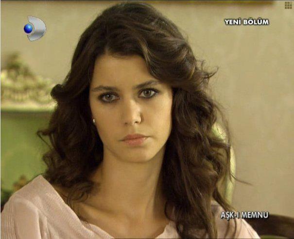 Beren Saat Beren Saat