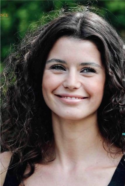 Beren Saat Beren Saat