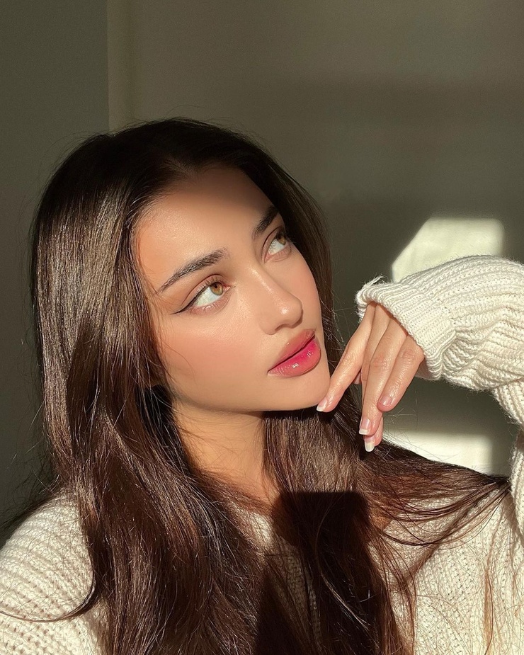 Isabel Rose