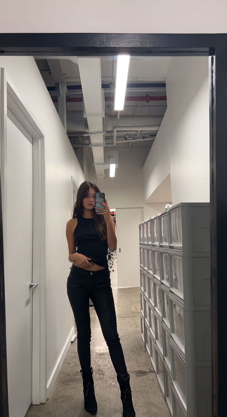 Lily Chee Lily Chee