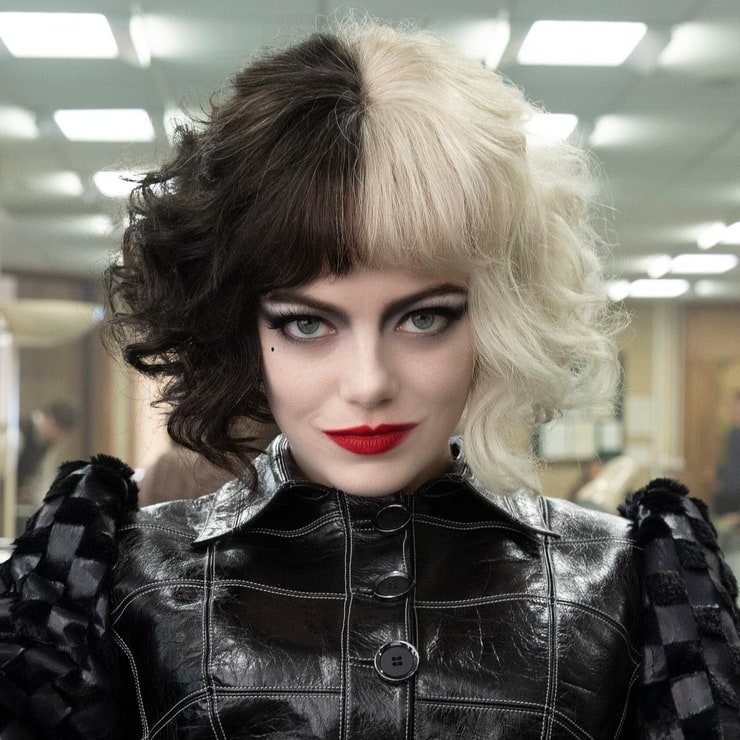 Cruella de Vil (Emma Stone)