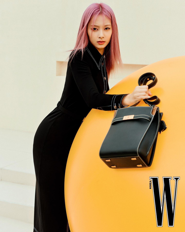 Chou Tzu-yu (Tzuyu)