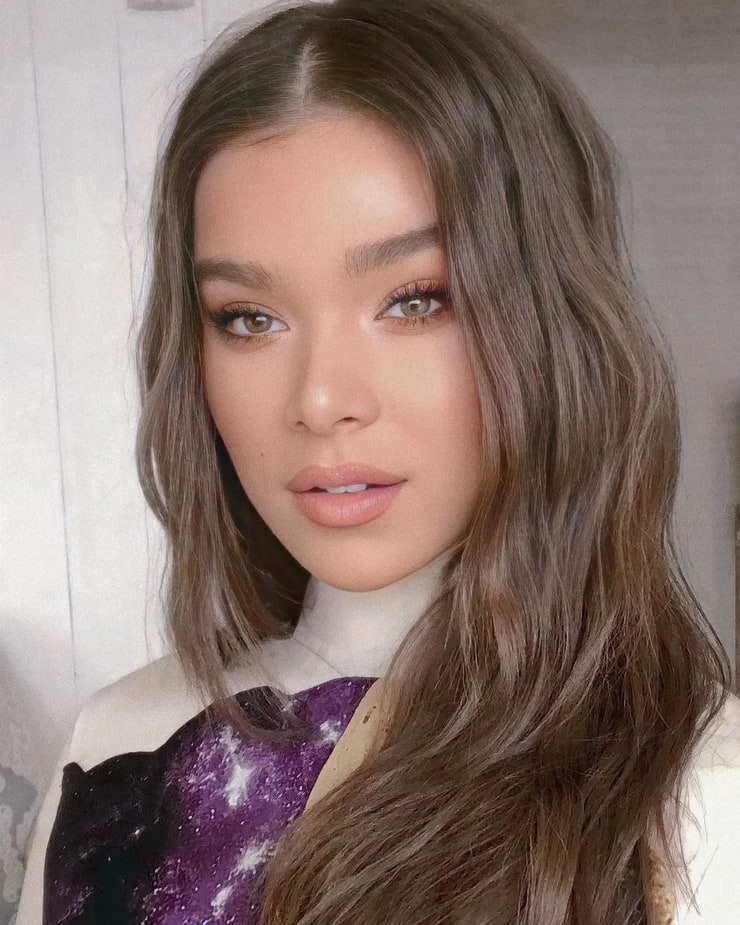 Hailee Steinfeld