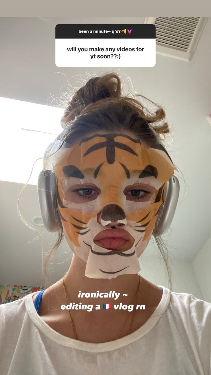 Lizzy Greene