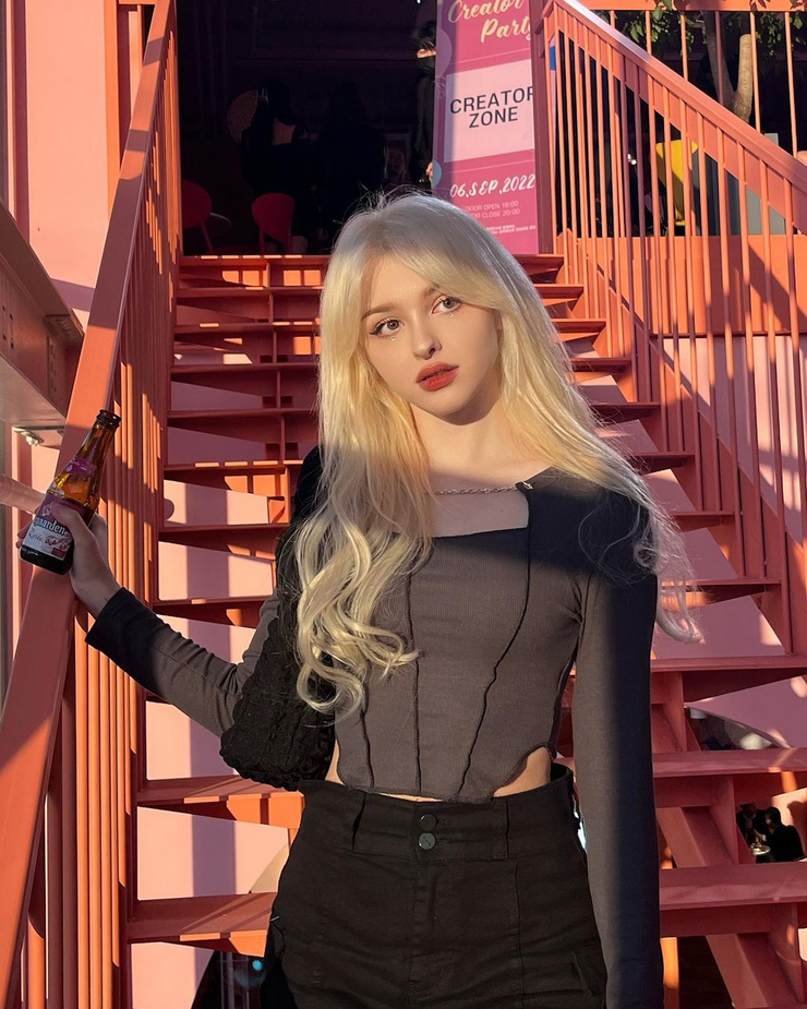 Elina Karimova Elina Karimova