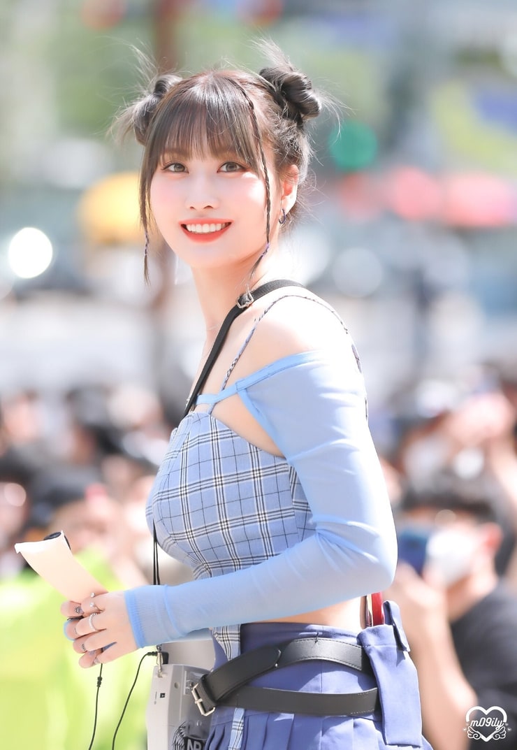 Hirai Momo