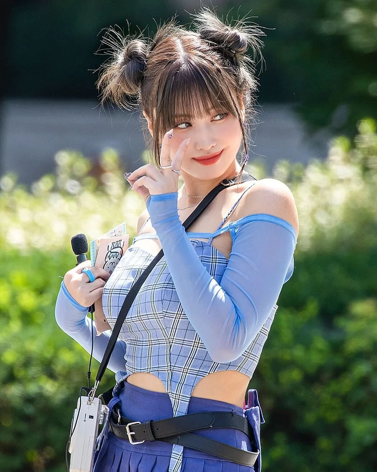 Hirai Momo