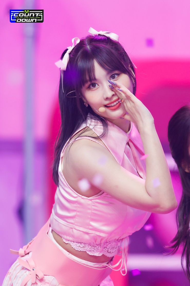 Hirai Momo
