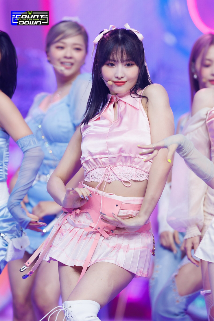 Hirai Momo