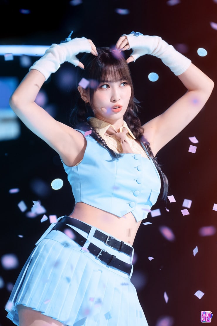 Hirai Momo