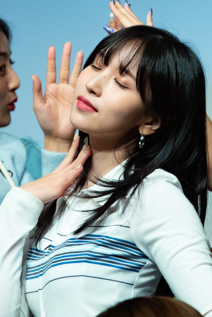 Myoui Mina Myoui Mina