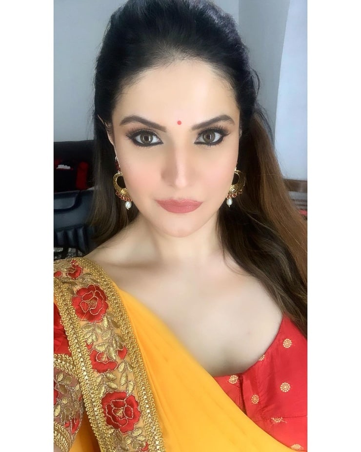 Zarine Khan