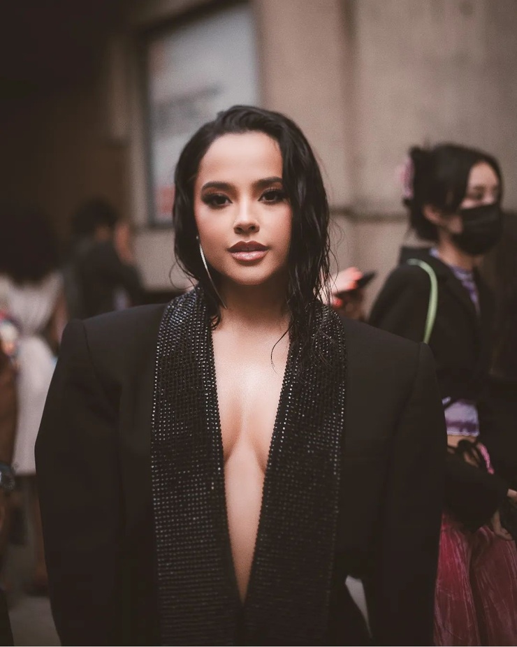 Becky G.