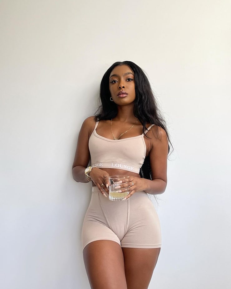 Jourdan Riane