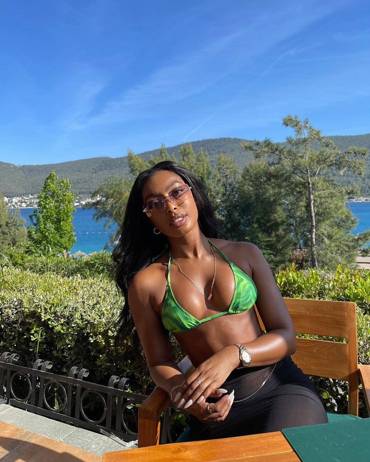 Jourdan Riane