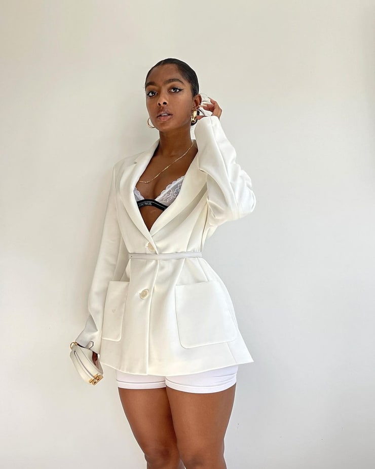 Jourdan Riane