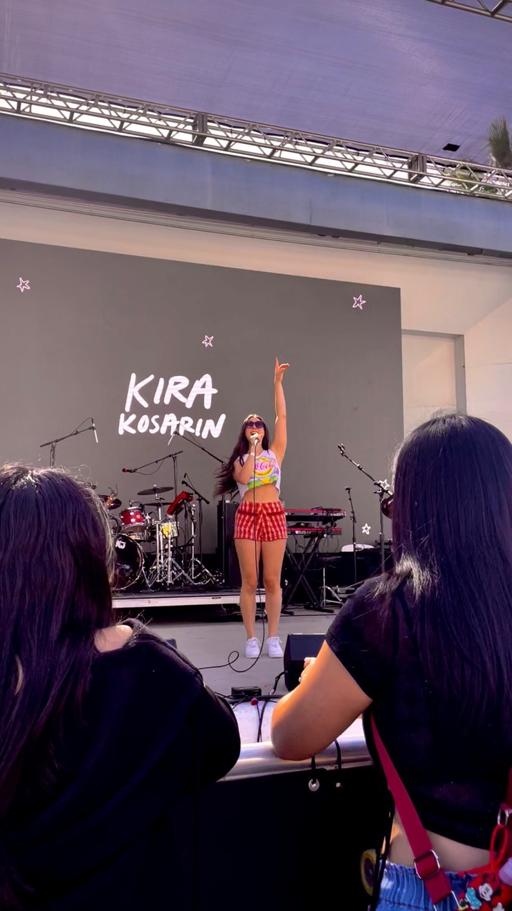 Kira Kosarin Kira Kosarin