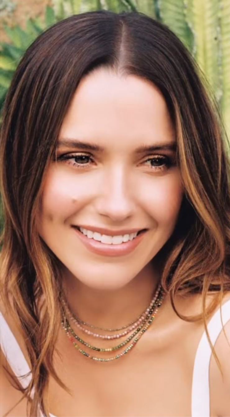 Sophia Bush