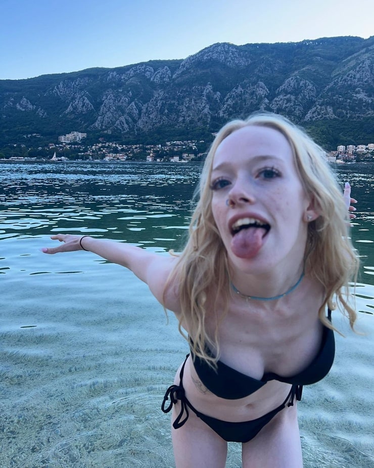 Amybeth McNulty Amybeth McNulty