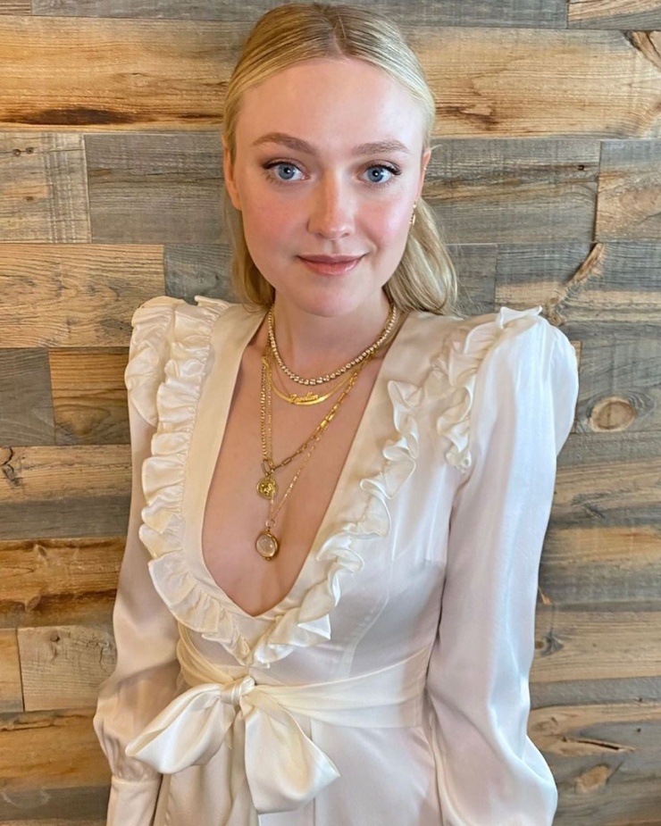 Dakota Fanning Dakota Fanning