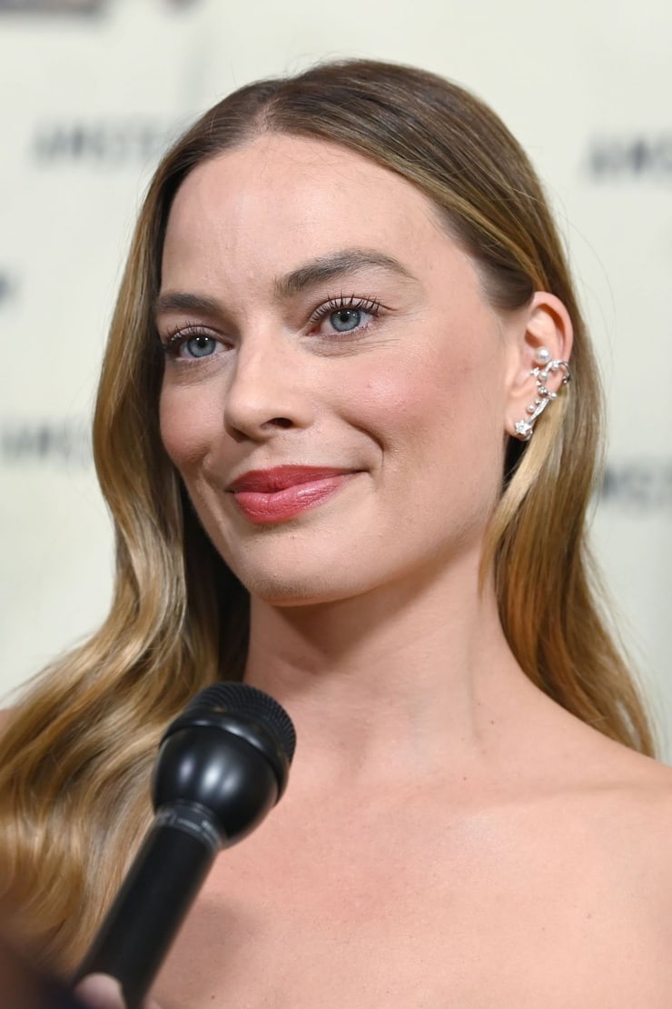 Margot Robbie