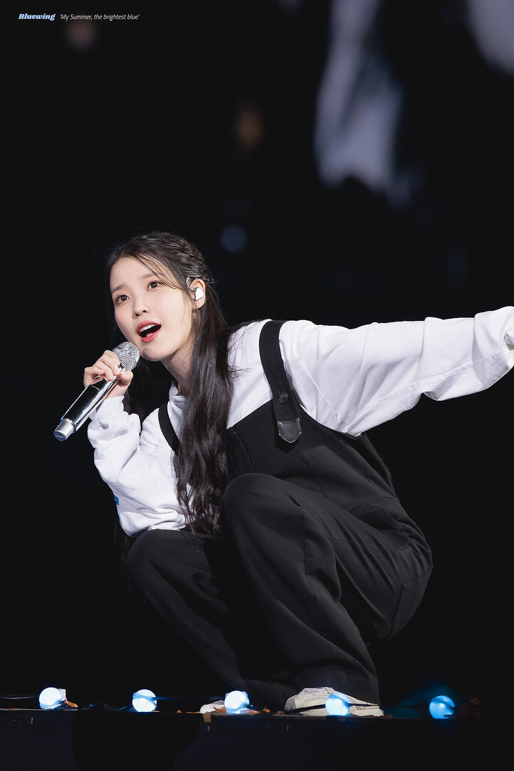 IU