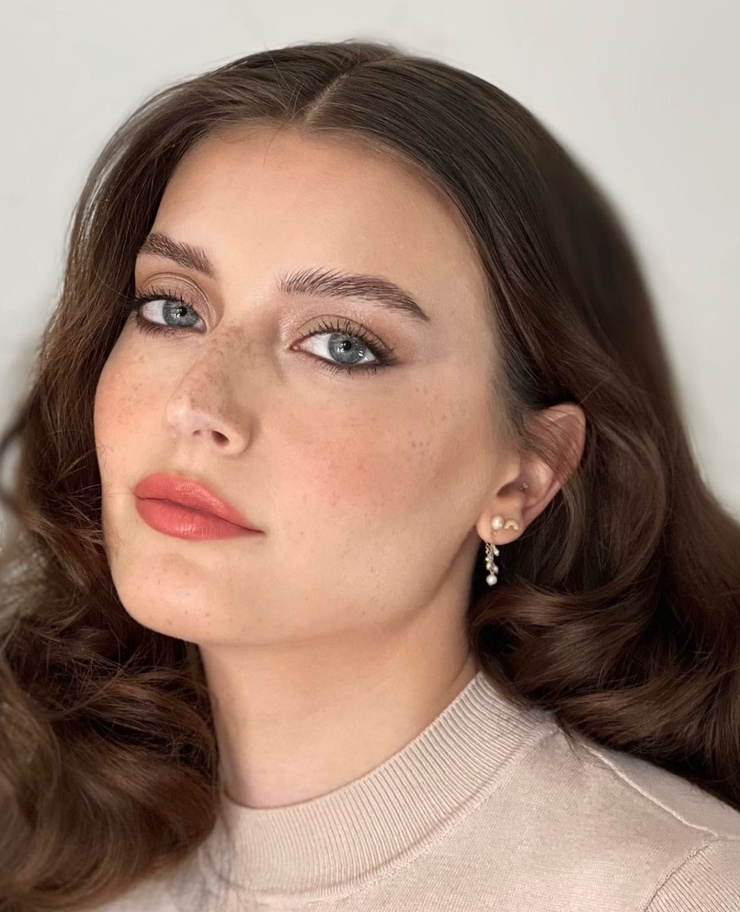Jessica Clements