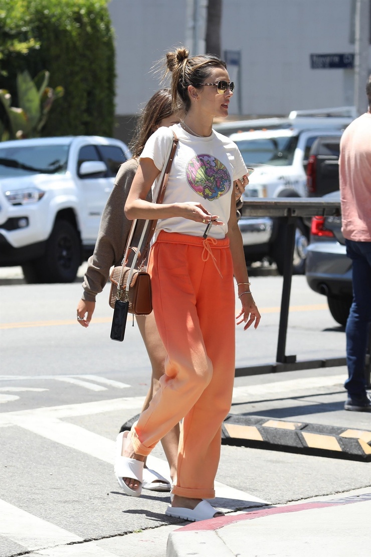Alessandra Ambrosio Alessandra Ambrosio