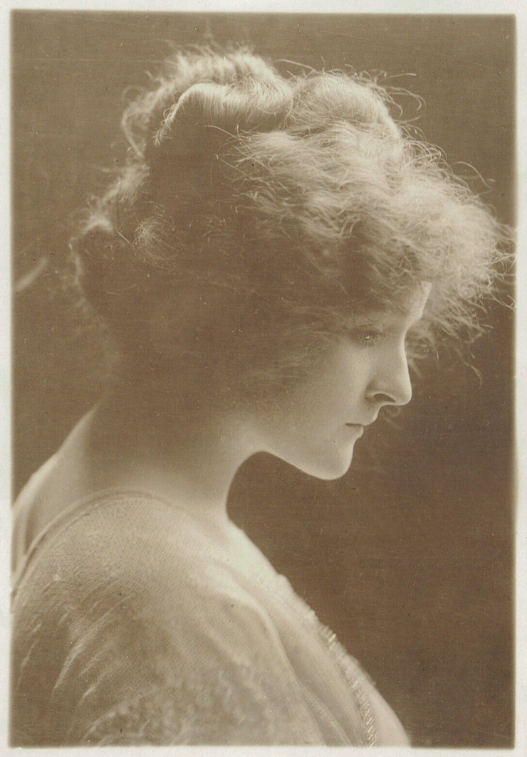 Clara Whipple