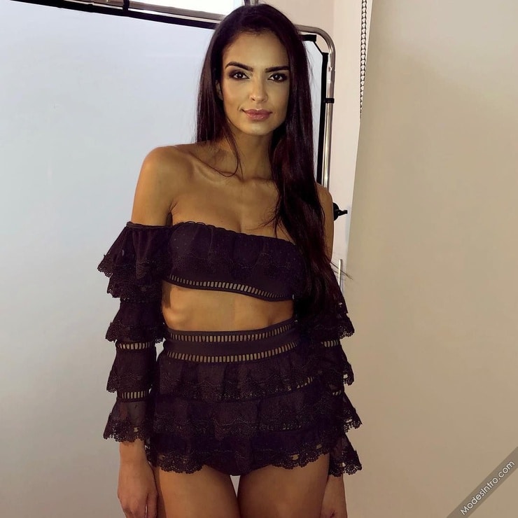 Klaudia El Dursi (model)