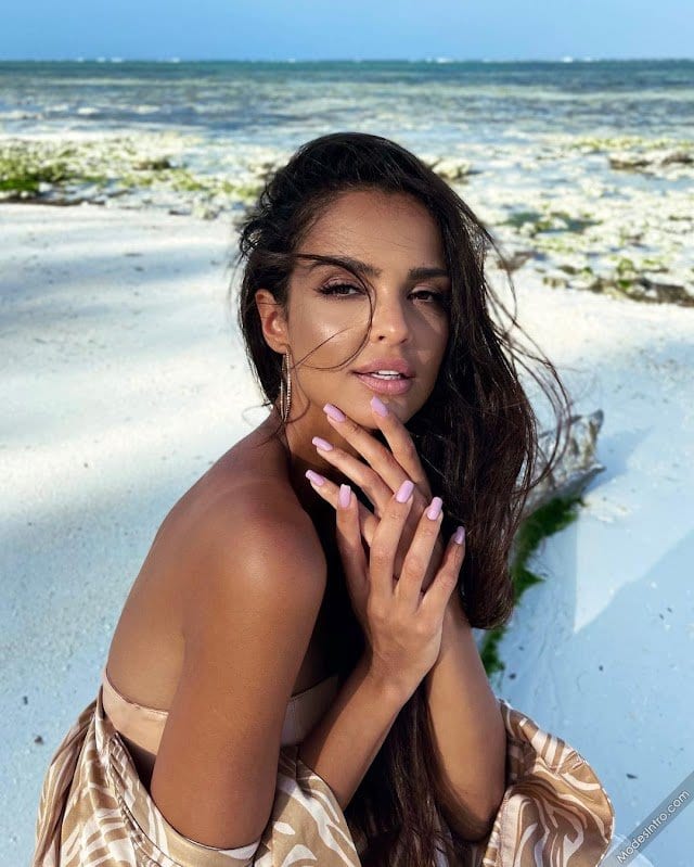 Klaudia El Dursi (model)