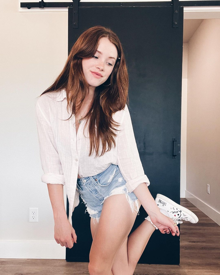 Violet Brinson