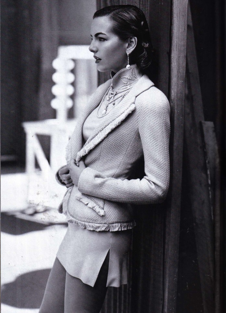 Camilla Belle