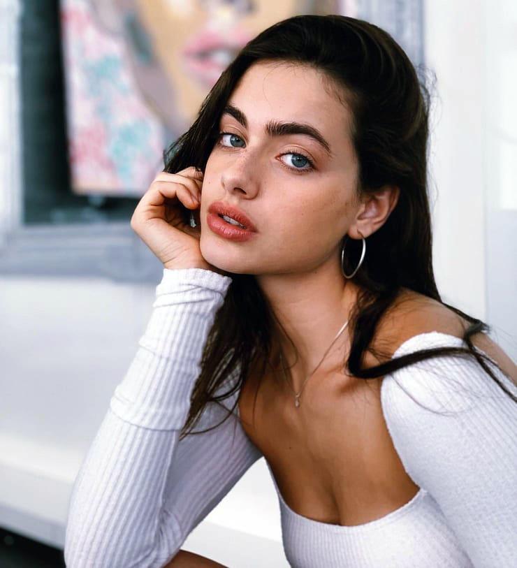 Yael Shelbia Yael Shelbia