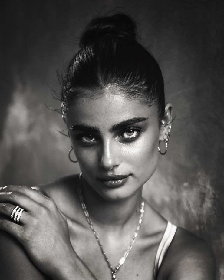 Image of Taylor Marie Hill