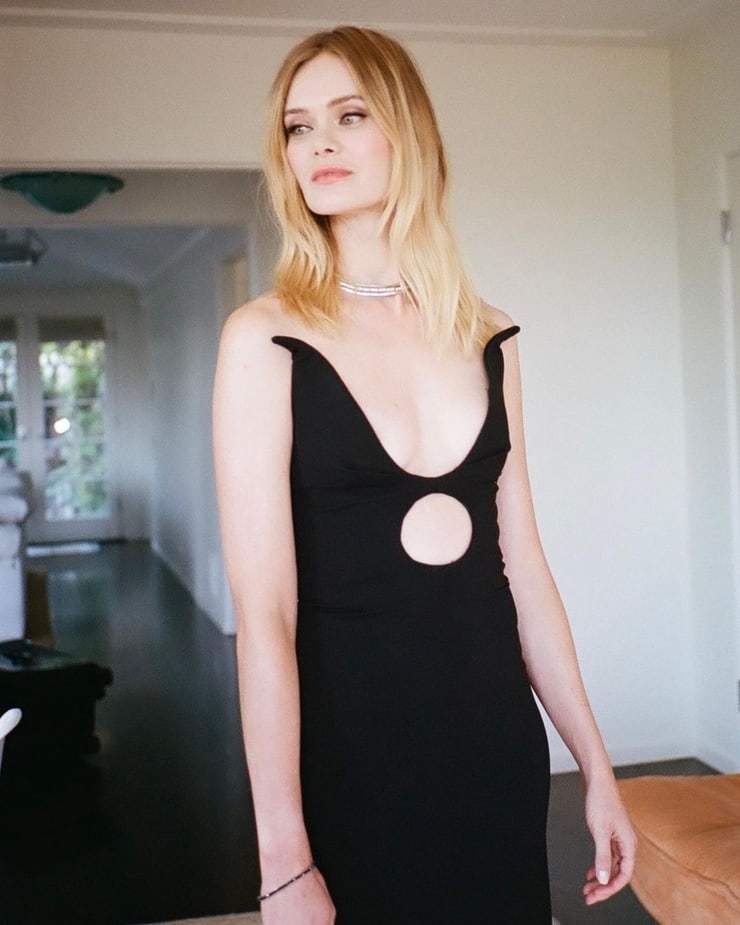 Sara Paxton